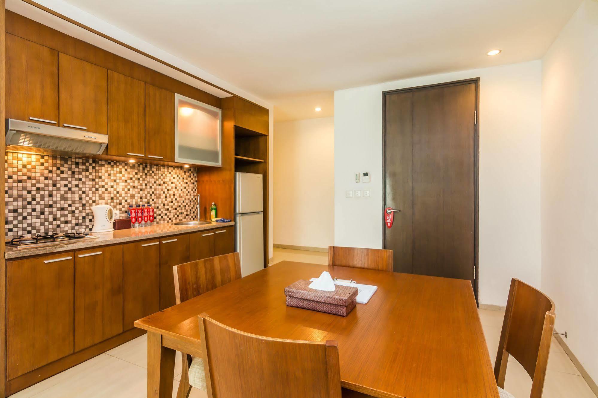 Zen Rooms Dewi Ratih Seminyak Kuta Lombok Eksteriør billede